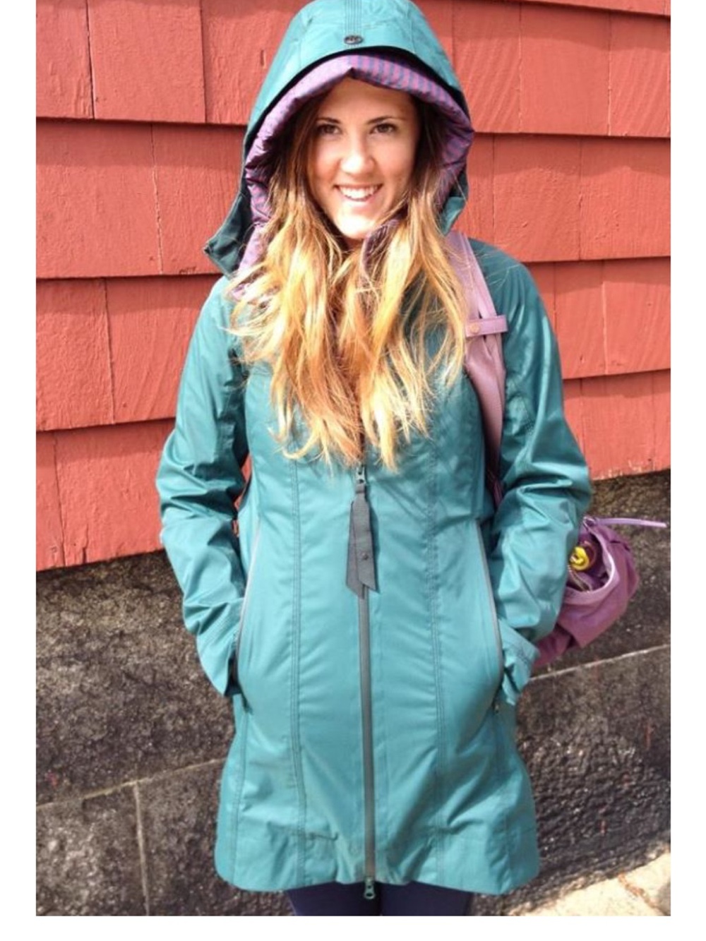 Women’s Lululemon Right as Rain Rainjacket, Fuel Green, Size 6, EUC